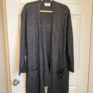 Old Navy. Size 2x Plus. Speckled long sleeve cardigan. (Tub B)